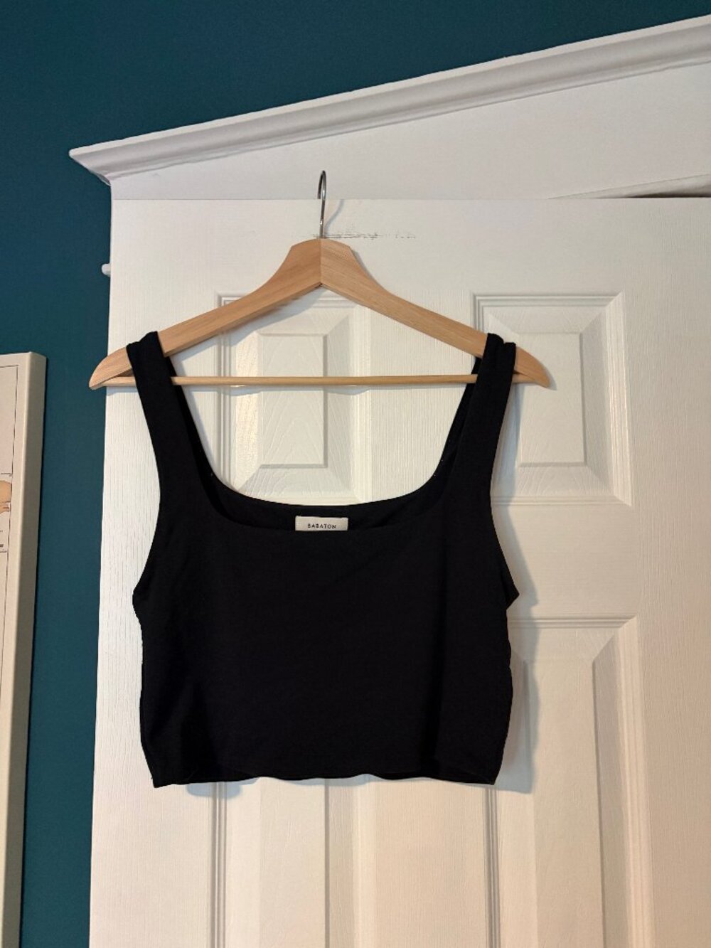 Aritzia Babaton Square Neck Cropped Tank Top Black Fitted Stretch Basic Size M